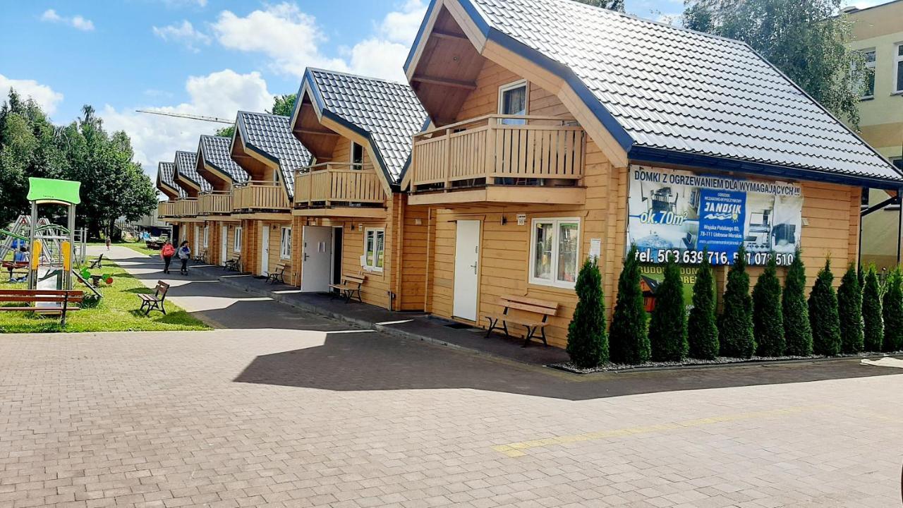 Hotel Janosik II à Ustronie Morskie Extérieur photo